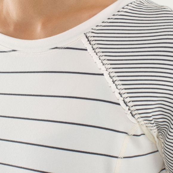 Lululemon Full Tilt Long Sleeve Slalom Stripe Angel Wing / Hyper Stripe Angel W - Picture 4 of 15